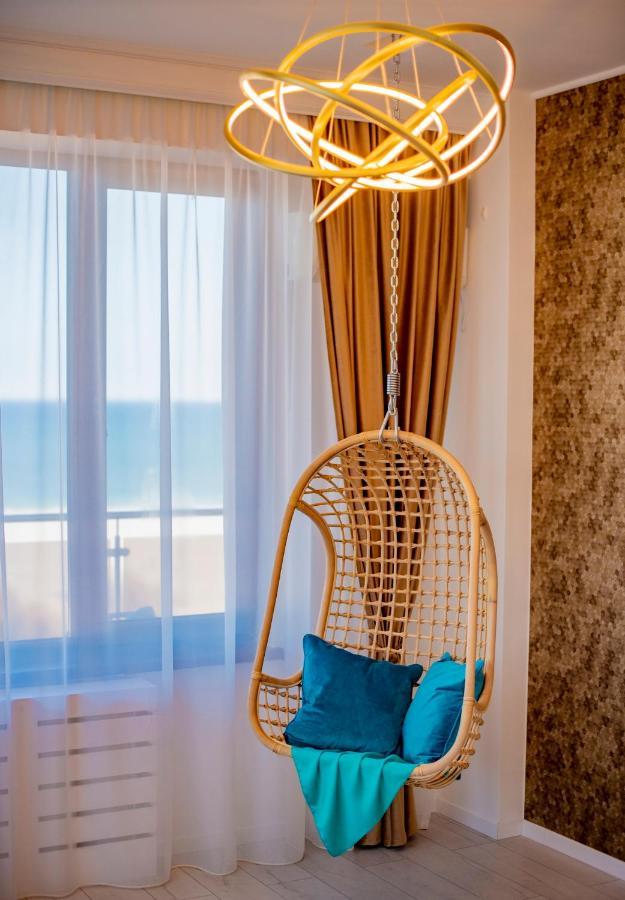 Summerland Luxury Velvet Front Sea View Lägenhet Mamaia Exteriör bild