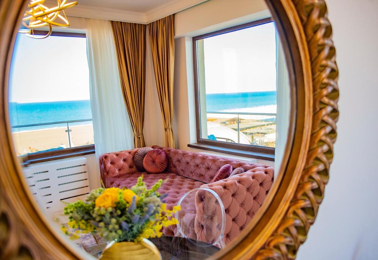 Summerland Luxury Velvet Front Sea View Lägenhet Mamaia Exteriör bild