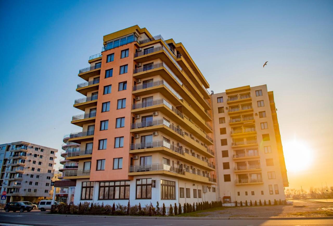 Summerland Luxury Velvet Front Sea View Lägenhet Mamaia Exteriör bild