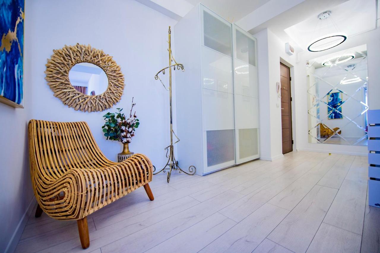 Summerland Luxury Velvet Front Sea View Lägenhet Mamaia Exteriör bild