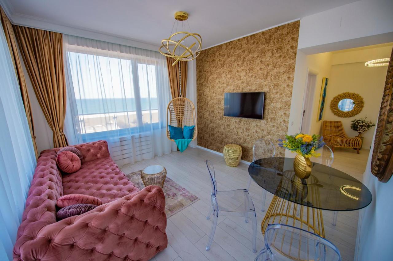 Summerland Luxury Velvet Front Sea View Lägenhet Mamaia Exteriör bild