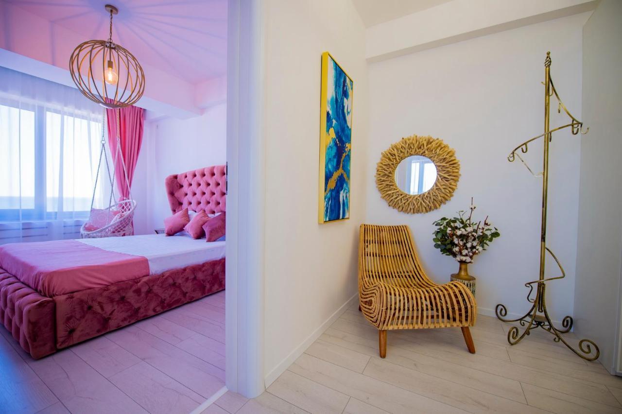 Summerland Luxury Velvet Front Sea View Lägenhet Mamaia Exteriör bild