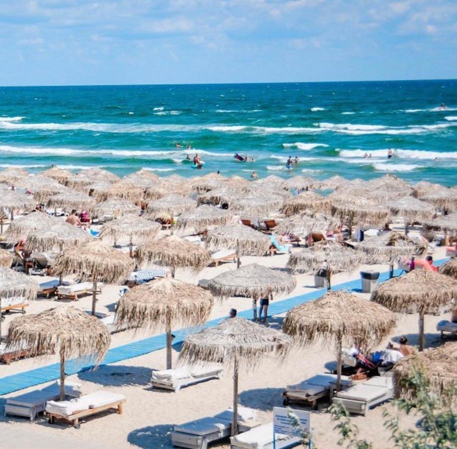 Summerland Luxury Velvet Front Sea View Lägenhet Mamaia Exteriör bild